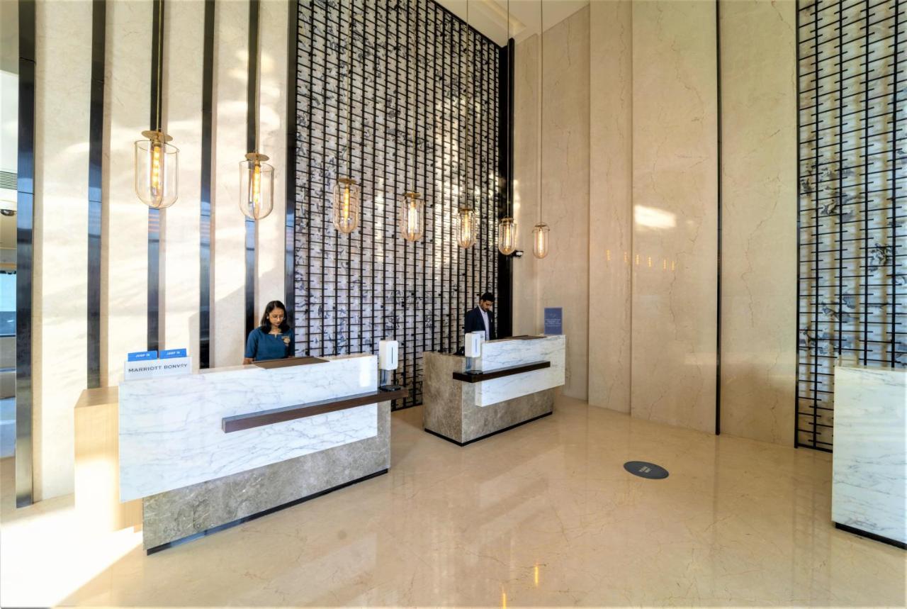 Courtyard By Marriott Vadodara Esterno foto