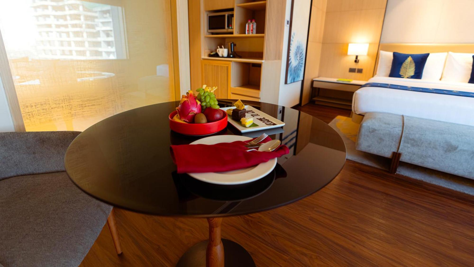Courtyard By Marriott Vadodara Esterno foto