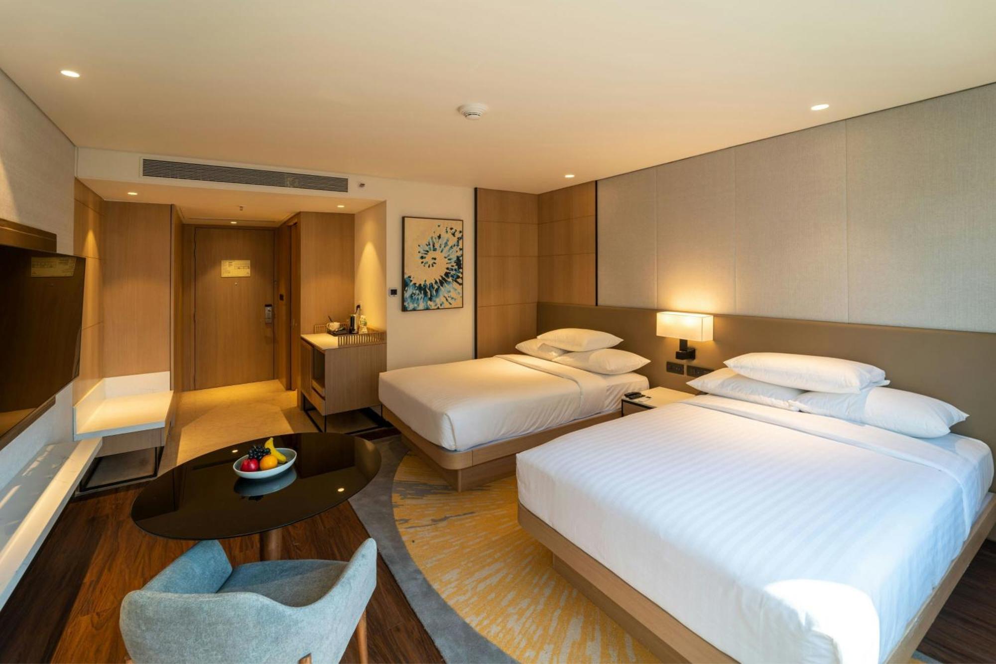 Courtyard By Marriott Vadodara Esterno foto