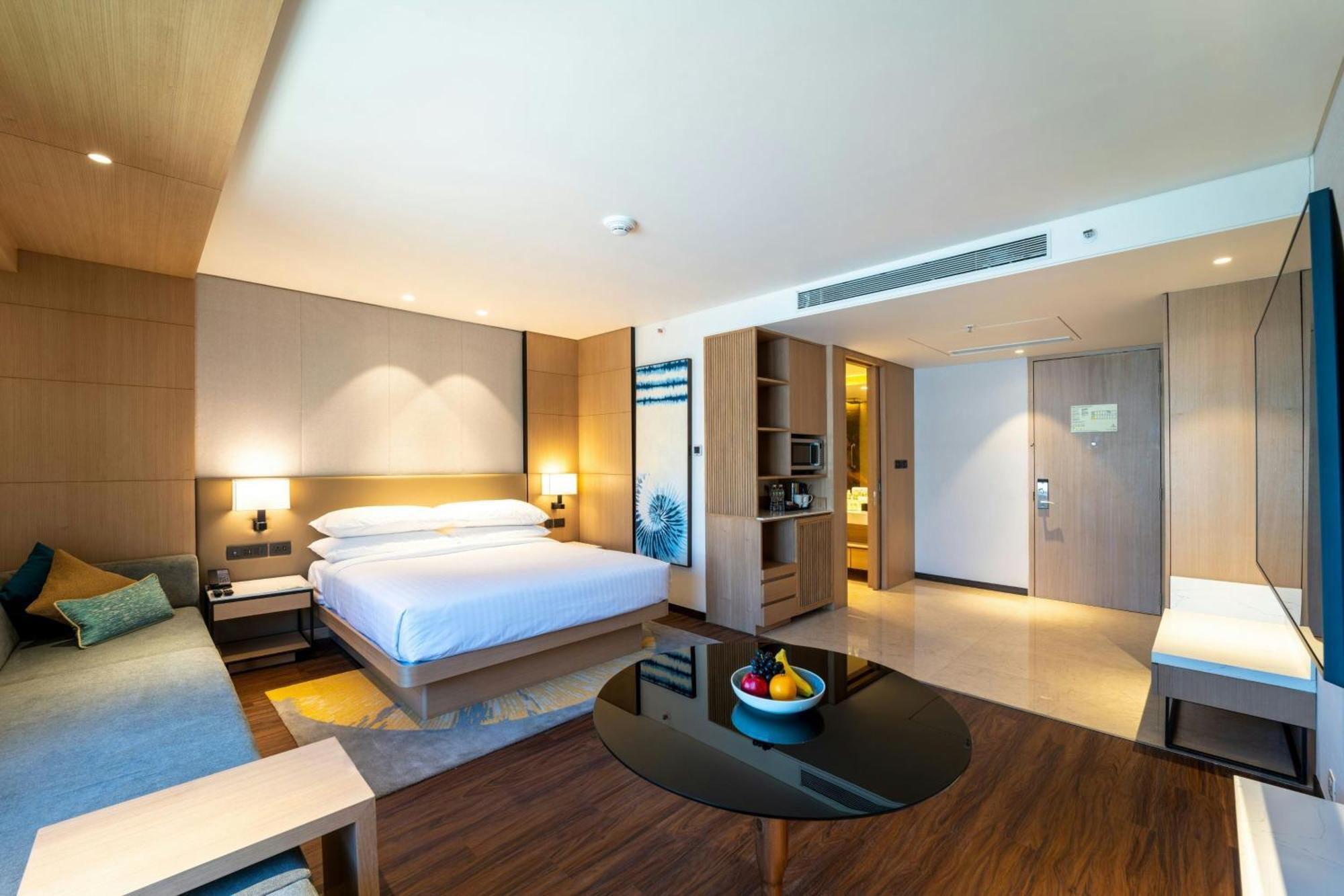 Courtyard By Marriott Vadodara Esterno foto