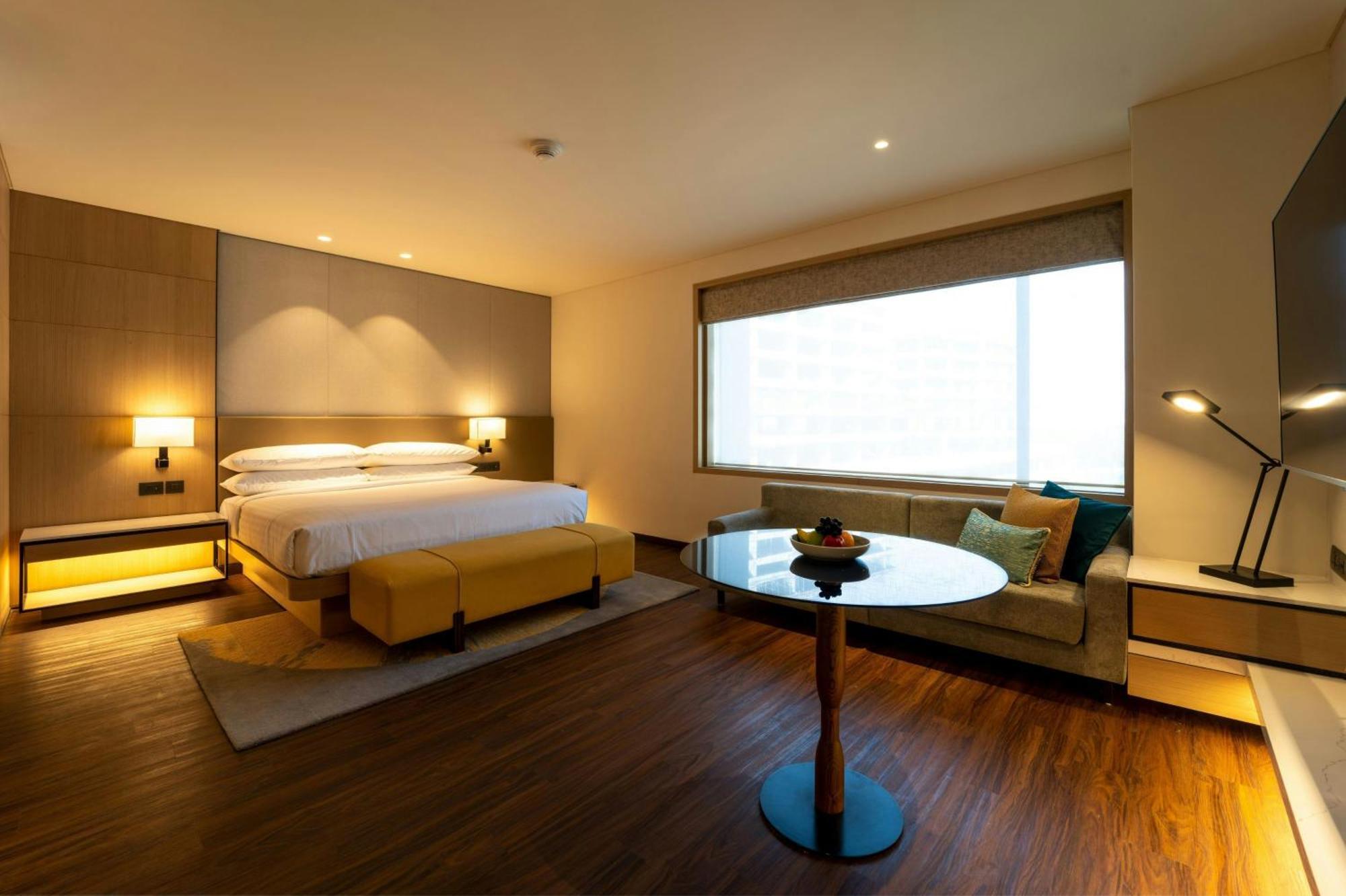 Courtyard By Marriott Vadodara Esterno foto