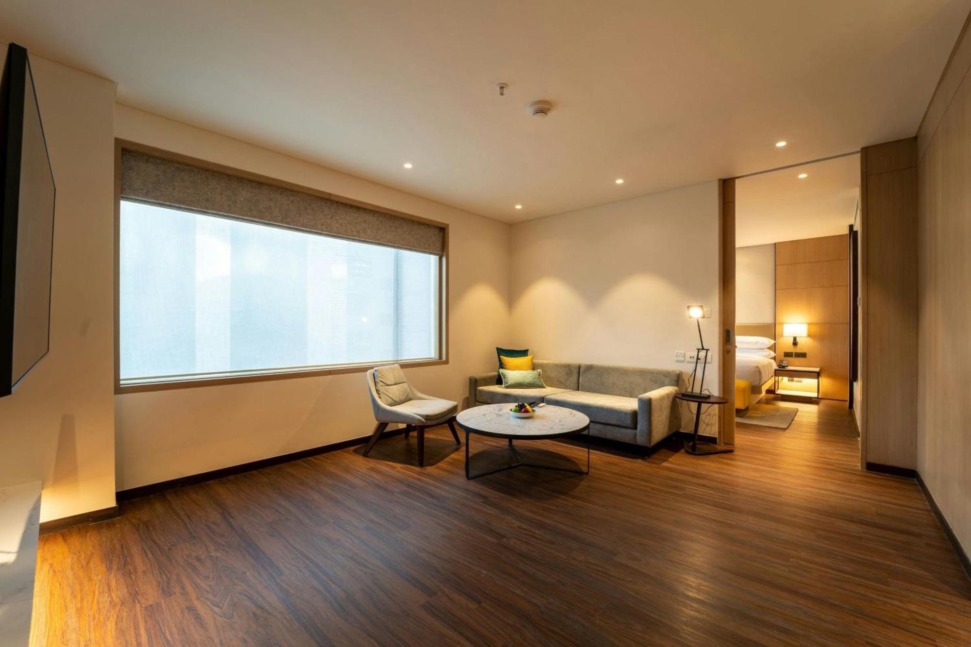 Courtyard By Marriott Vadodara Esterno foto