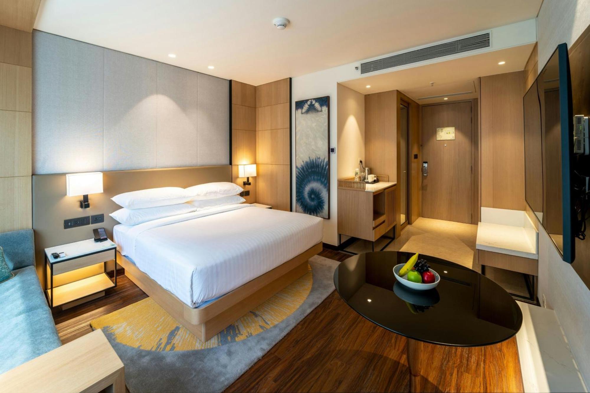 Courtyard By Marriott Vadodara Esterno foto