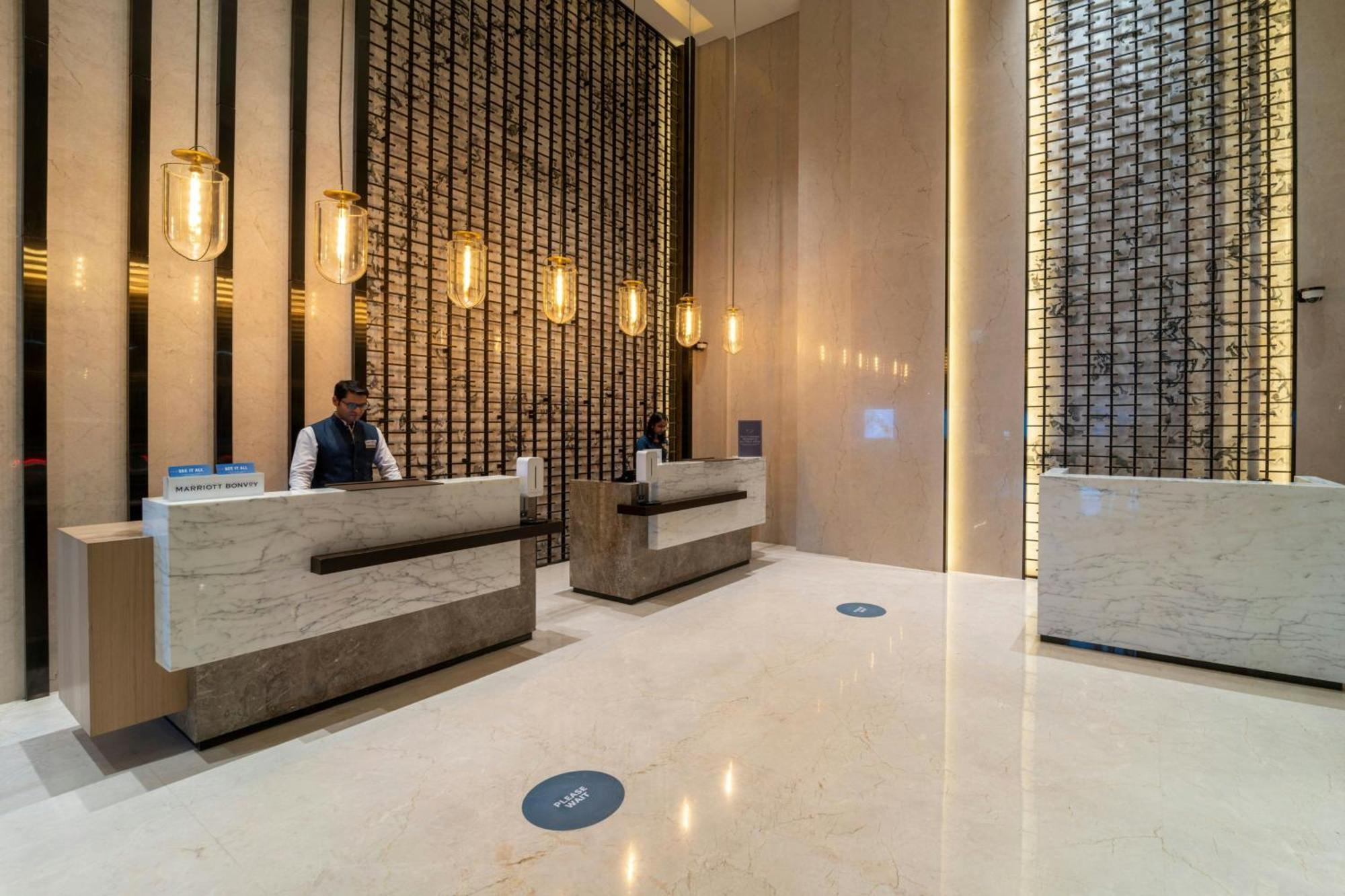 Courtyard By Marriott Vadodara Esterno foto